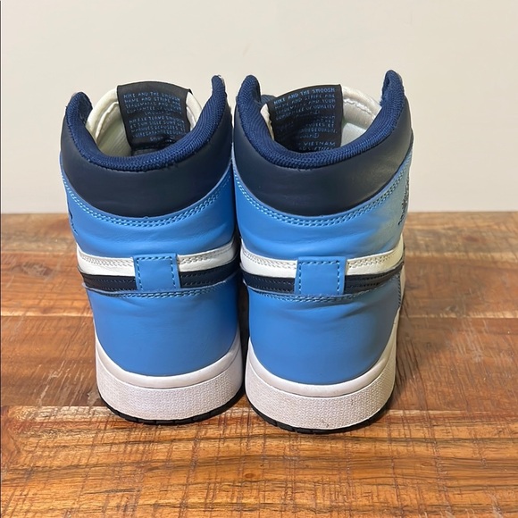 Nike Air Jordan Blue and White High-Tops, Women’s 7 - Picture 5 of 8